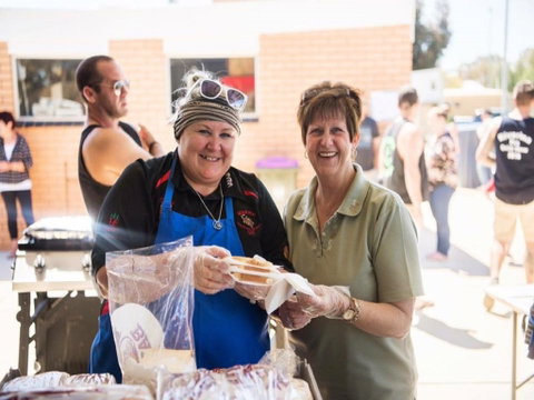 Mathoura Speed Shear And Annual Cancer Fundraiser - Accommodation in Brisbane 1