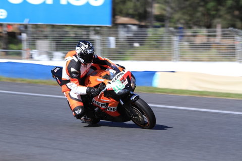QR Moto Ride Days At Queensland Raceways! - Accommodation in Brisbane 1