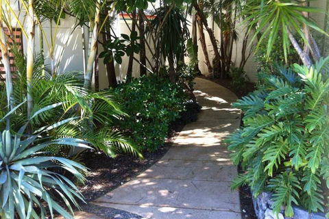 Aqualuna Beach Resort - Accommodation in Brisbane 1