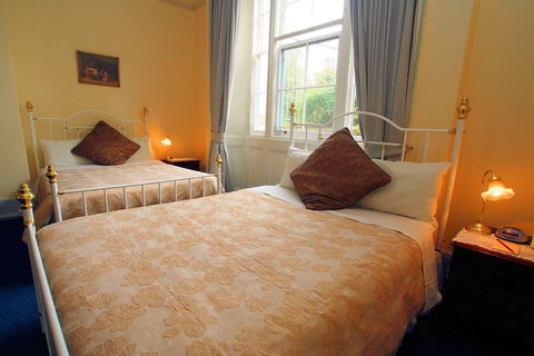 The Lodge On Elizabeth - Accommodation in Brisbane 5