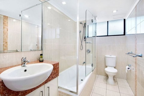 ULTIQA Beach Haven At Broadbeach - Accommodation in Brisbane 3