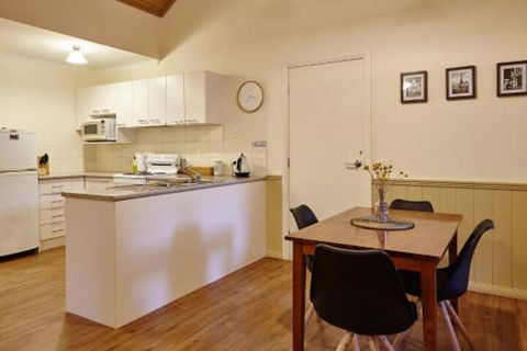 Alpine Valley Cottages - Accommodation in Brisbane 3