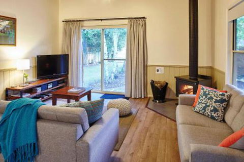 Alpine Valley Cottages - Accommodation in Brisbane 6