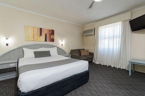 Adelaide Royal Coach - Accommodation in Brisbane 5