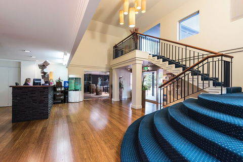 Bellevue On The Lakes - Accommodation in Brisbane 7