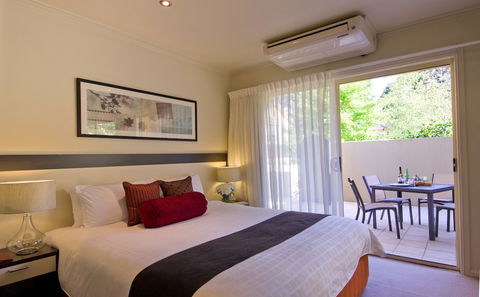 Falls Mountain Retreat - Accommodation in Brisbane 6