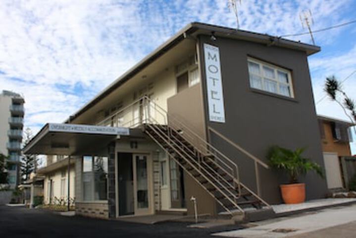 Bilinga QLD Accommodation in Brisbane