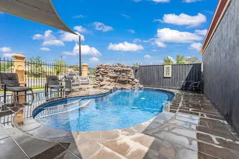 The Georgian Motor Lodge - Accommodation in Brisbane 6