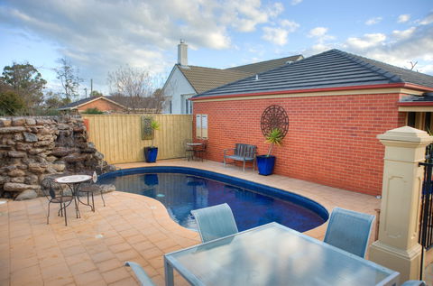 The Georgian Motor Lodge - Accommodation in Brisbane 4