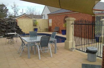 The Georgian Motor Lodge - Accommodation in Brisbane 5