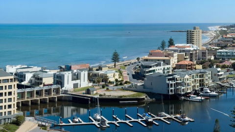 Atlantic Tower Motor Inn - Accommodation in Brisbane 0