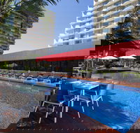 Royal On The Park - Accommodation in Brisbane