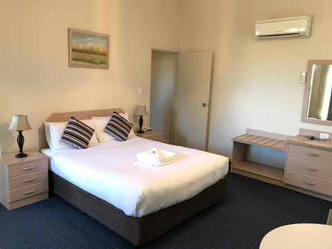Orange Motor Lodge - Accommodation in Brisbane 4