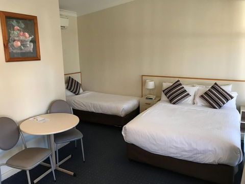 Orange Motor Lodge - Accommodation in Brisbane 2
