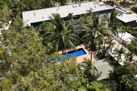 Agincourt Beachfront Apartments - Accommodation in Brisbane 2