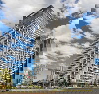 Meriton Suites Broadbeach Gold Coast - Accommodation in Brisbane