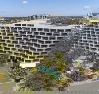 Ramada Resort by Wyndham Golden Beach - Accommodation in Brisbane