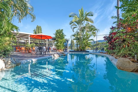 Amaroo At Trinity - Accommodation in Brisbane 0