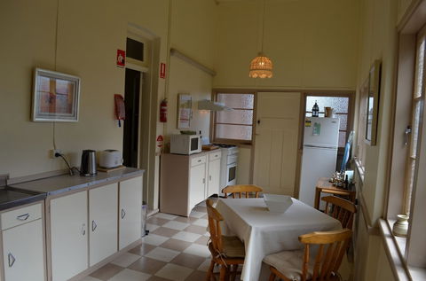 The Old Parkes Convent - Accommodation in Brisbane 6