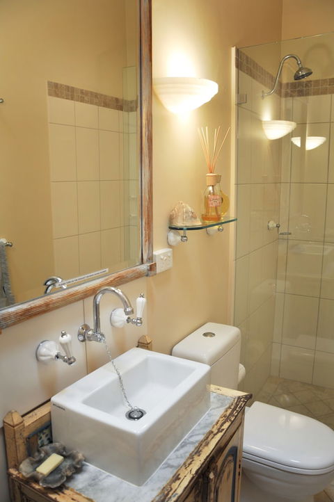 Athelney Cottage - Accommodation in Brisbane 1