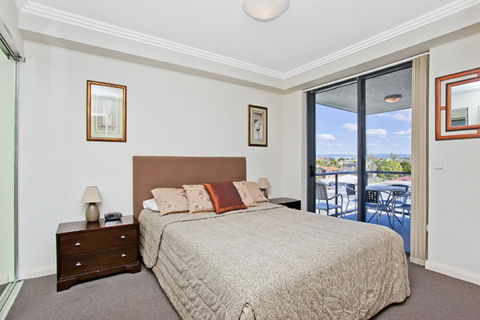 Aqualine Apartments - Accommodation in Brisbane 3