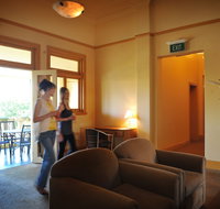 Hotel Victoria - Griffith - Accommodation in Brisbane