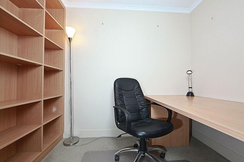 Accommodate Canberra - The Avenue - Accommodation in Brisbane 0
