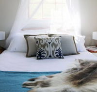 Wines for Joanie Cottage - Accommodation in Brisbane