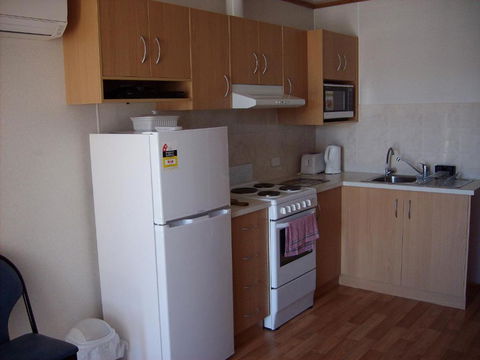 Jackos Holiday Cabins - Accommodation in Brisbane 2