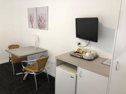 Alpine Hotel Bright - Accommodation in Brisbane 5