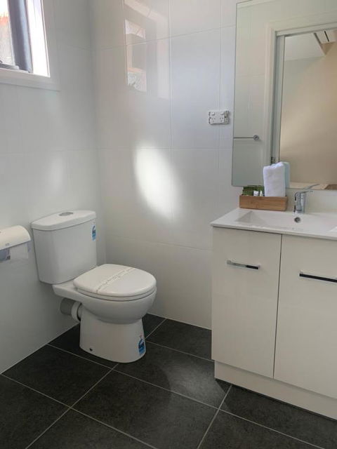 Alpine Hotel Bright - Accommodation in Brisbane 2