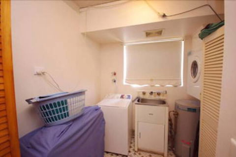Avilla Court 2 - Accommodation in Brisbane 4