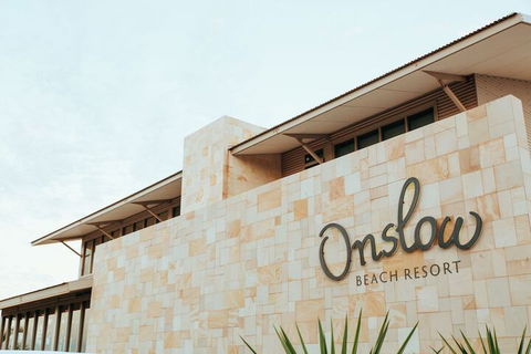 Onslow Beach Resort - Accommodation in Brisbane 2