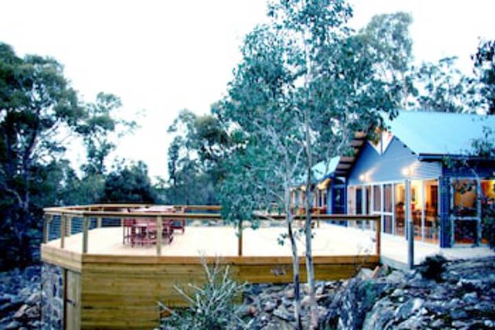 Arthurs Lake TAS Accommodation in Brisbane