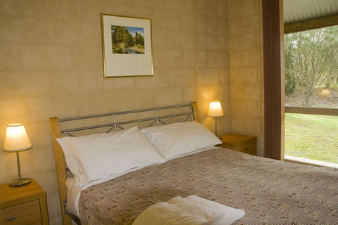 Banksia Park Cottages - Accommodation in Brisbane 5