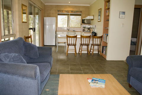 Banksia Park Cottages - Accommodation in Brisbane 6