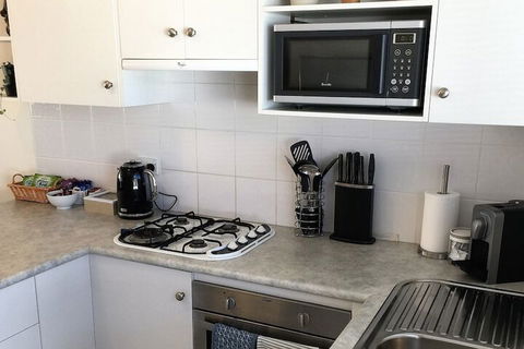Applecross Village Apartment - Accommodation in Brisbane 4