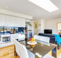 Bellerive Marina View Apartments NO 27 - Accommodation in Brisbane