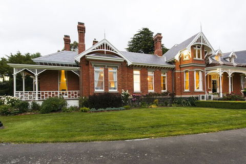 Arcoona Manor - Accommodation in Brisbane 1