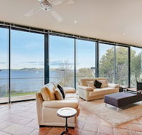 Kylakin on the Derwent River - Rejuvenate Stays - Accommodation in Brisbane