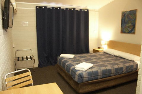 The Plains Motor Inn - Accommodation in Brisbane 4