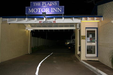 The Plains Motor Inn - Accommodation in Brisbane 3