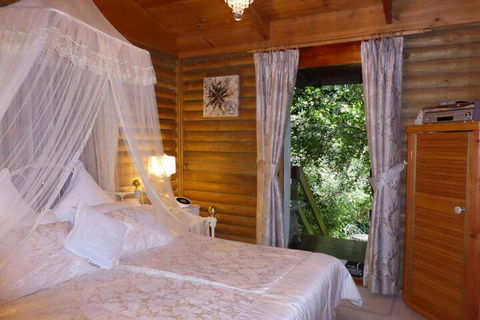 Aldgate Lodge Bed & Breakfast - Accommodation in Brisbane 3