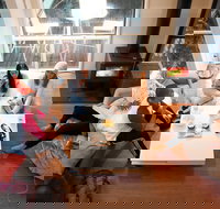 Treetop Stay - Accommodation in Brisbane