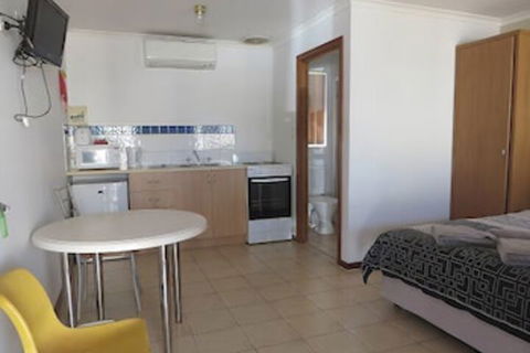 Blackrock Tourist Park - Accommodation in Brisbane 2