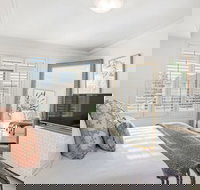 Alberts on Esplanade - Accommodation in Brisbane