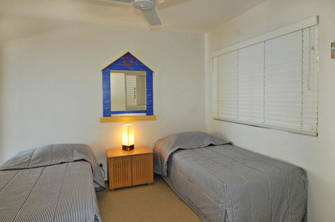 Your Home From Home With Ocean Views - Accommodation in Brisbane 3
