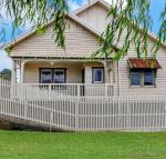 Catherine Normane Holiday House - Accommodation in Brisbane