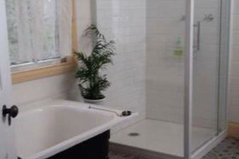Alvie Cottage - Accommodation in Brisbane 5