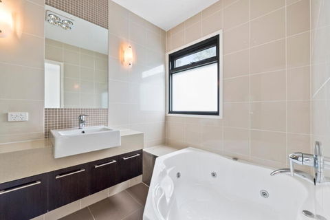 Inn Off The Reef - Accommodation in Brisbane 5